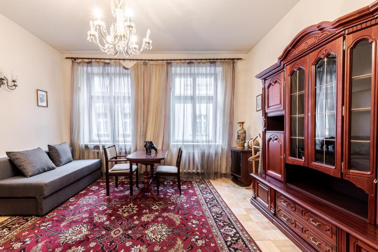 Doroshenka Antique Apartment Lviv Extérieur photo